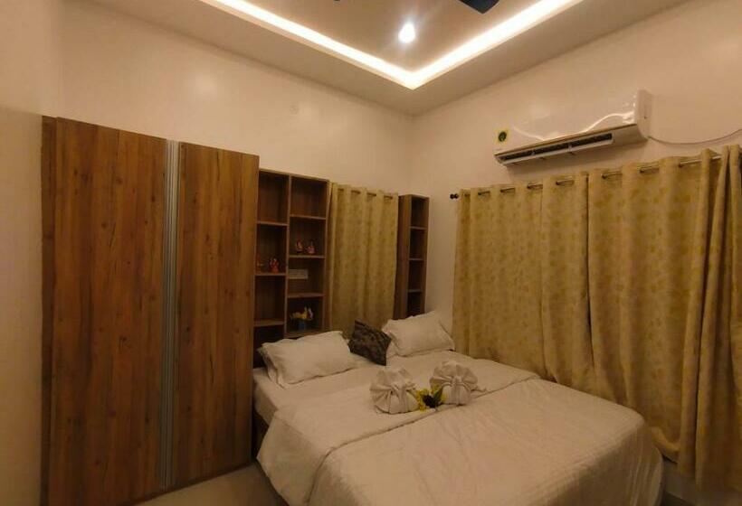 3침실 스탠다드 방갈로, Charulata Residency