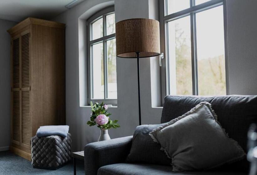 Семейный Номер, Hofgut Schmitte