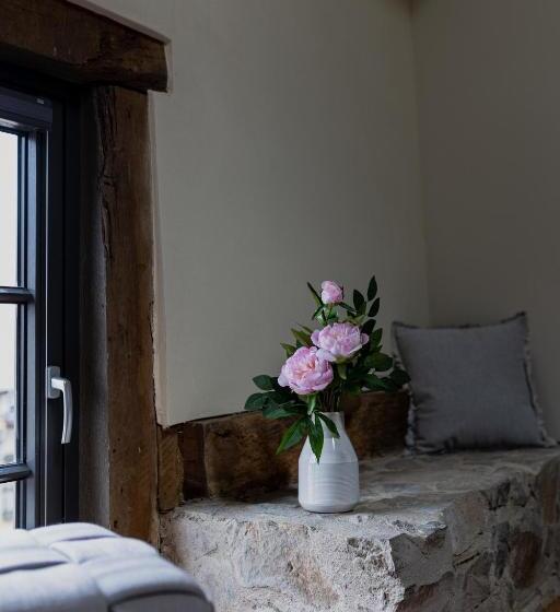 غرفة عائلية, Hofgut Schmitte