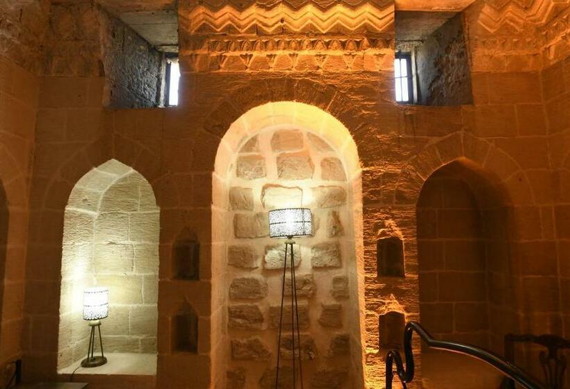 اتاق لوکس سه تخته, Legacy Mesopotamia