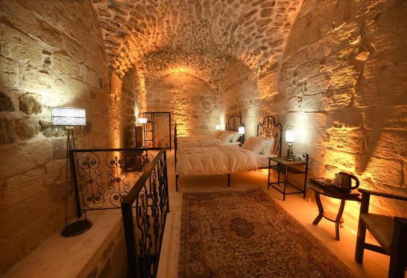 اتاق استاندارد سه نفره, Legacy Mesopotamia