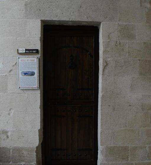 سوییت لوکس, Legacy Mesopotamia