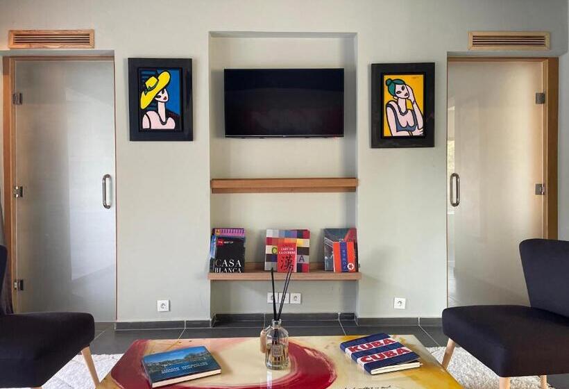 اتاق سوپریور با تخت بزرگ, Kohinor Maison D Hôtes