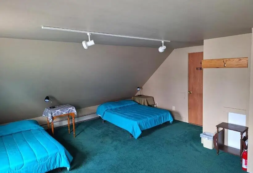 スイート, Terrapin Hostel