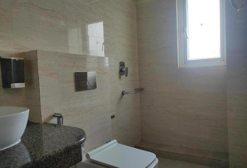 חדר דלוקס, Mayur Gardens