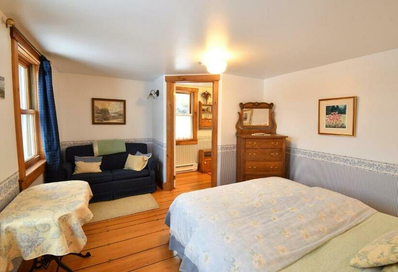 디럭스 룸, Chez Robert