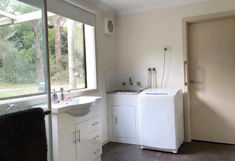 ２ベッドルームハウス, Sunnyside Close To Inverloch