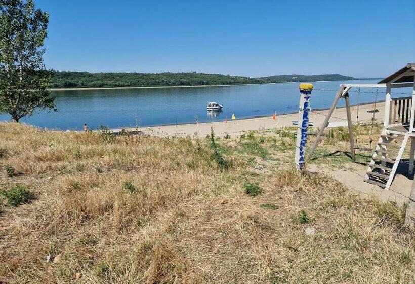 בית, 4 חדרי שינה, Vila Siminica