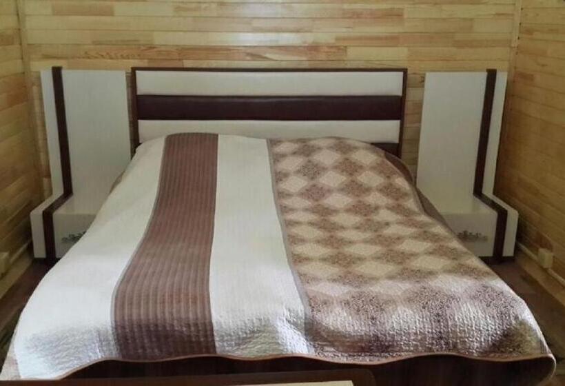 اتاق استاندارد چهارنفره با بالکن, Bulaq