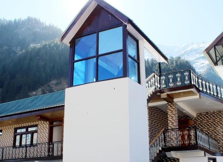 스탠다드 룸, Uttarayan