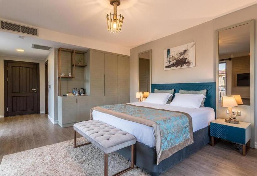 غرفة عائلية, Karia Hotel Palamutbükü