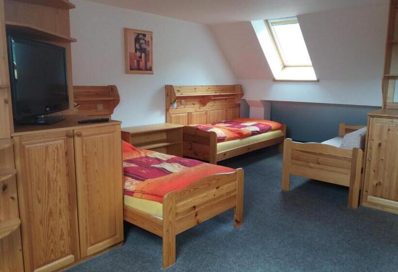 バルコニー付きジュニアスイート, Penzion Ve Staré škole