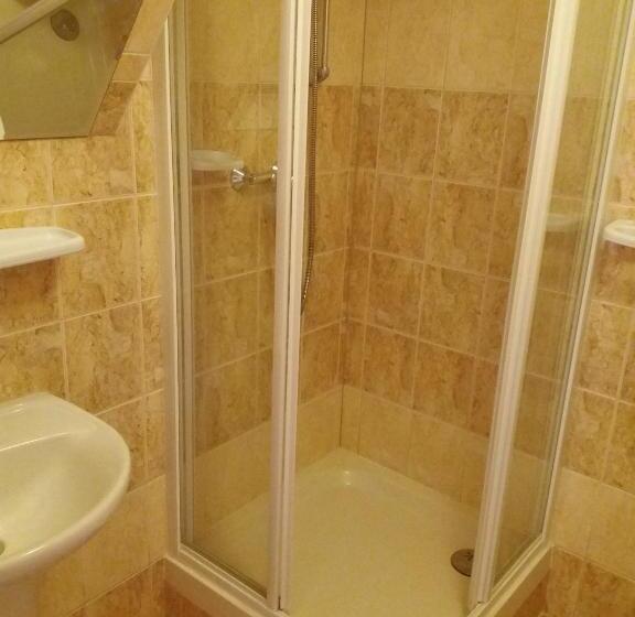 スタンダードトリプルルーム, Penzion Ve Staré škole