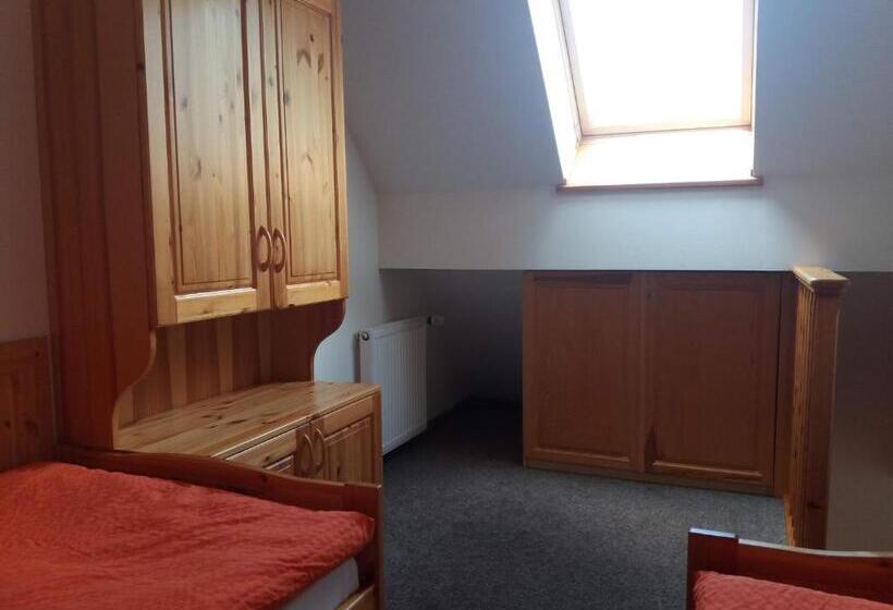 ファミリールーム, Penzion Ve Staré škole