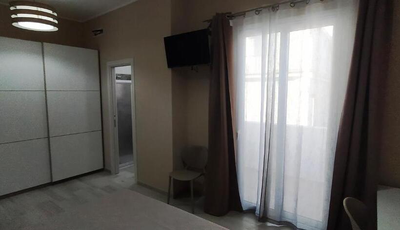 标准间, Giliberto Rooms