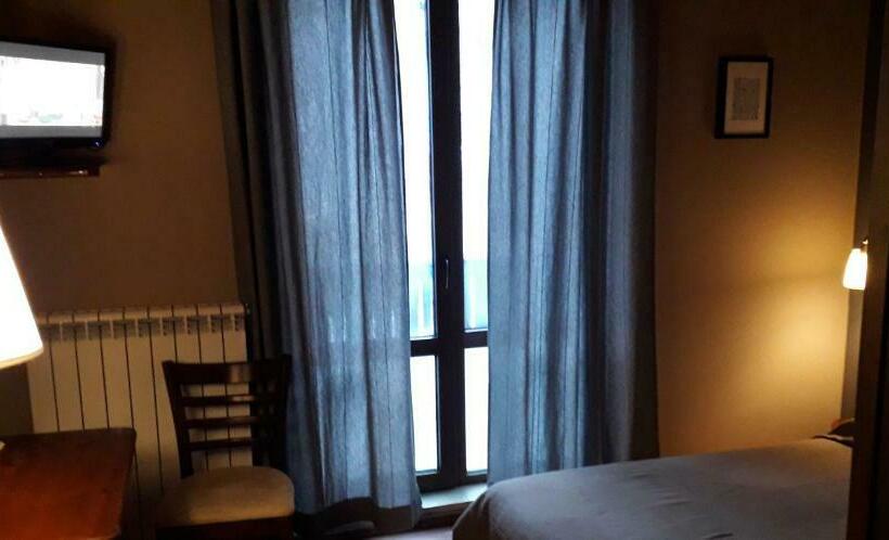Номер Стандарт с Балконом, Family Hotel Pchelina