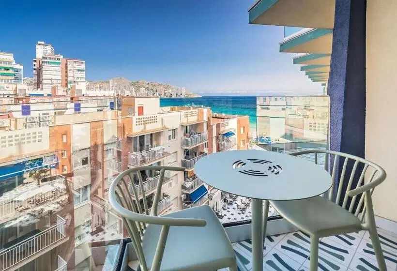 Superior-huone Sivuttainen Merinäkymä, Barceló Benidorm Beach - Adults Recommended