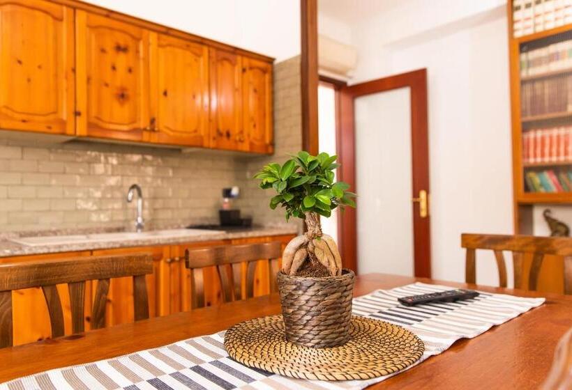 דירת חדר עם טרסה, Casa Ninina