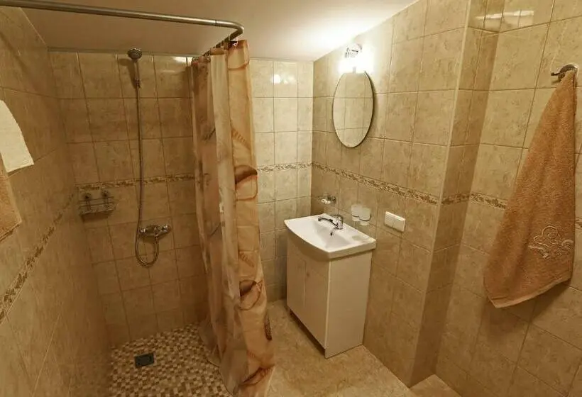 اتاق استاندارد, Juro Guest House