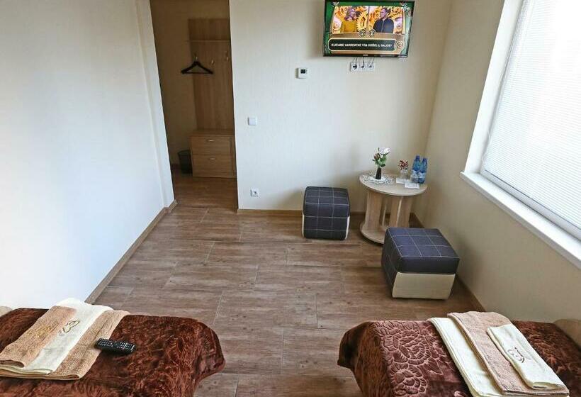 اتاق استاندارد, Juro Guest House