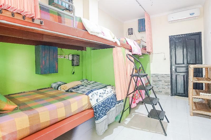 سرير فى غرفة مشتركه, Green View Widia