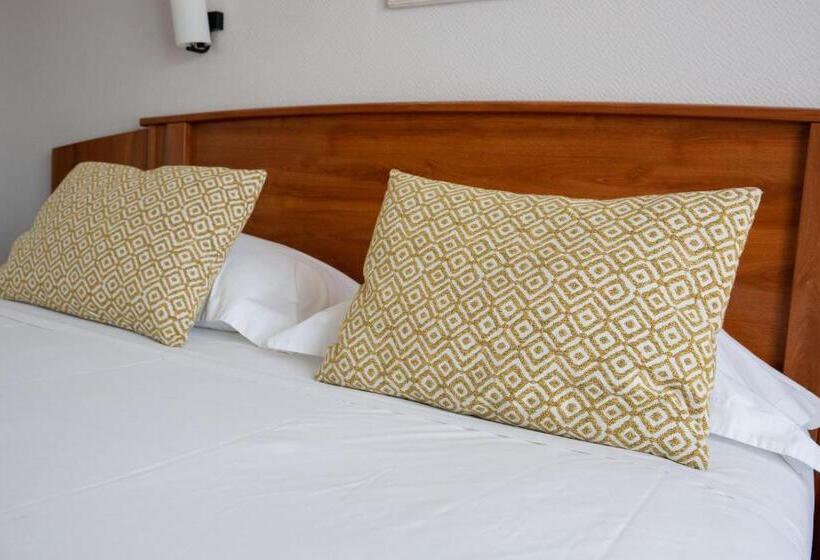 Номер Стандарт, Brit Hotel Europ Bergerac