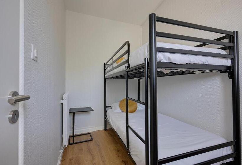 Четырехместный Номер Стандарт, Brit Hotel Europ Bergerac