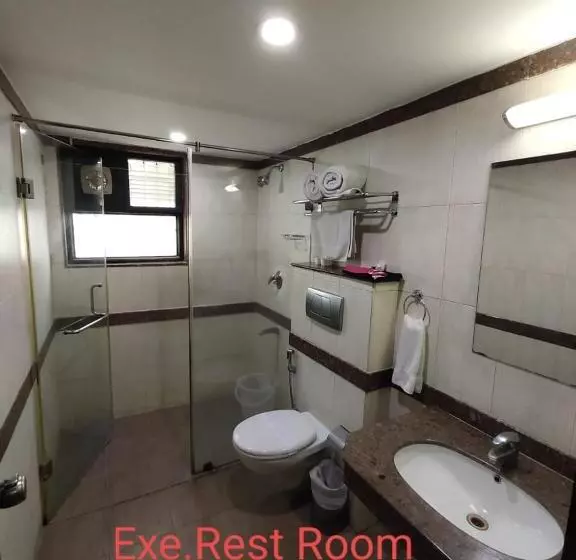 Executive-huone, Arpanaa