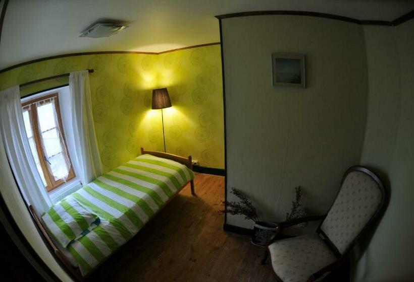 スタンダードトリプルルーム, Auberge De La Providence