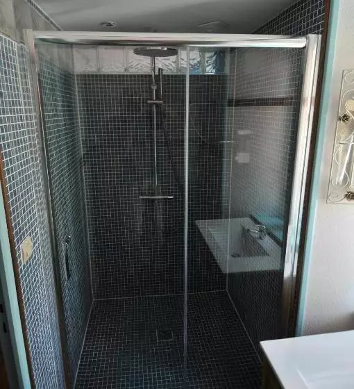 スーペリアの４人部屋, Auberge De La Providence