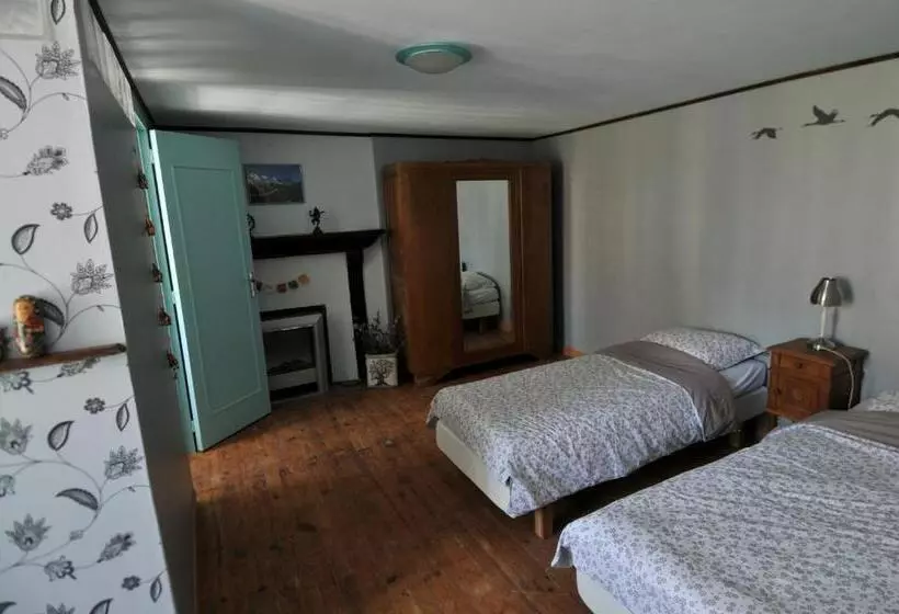 スーペリアの４人部屋, Auberge De La Providence