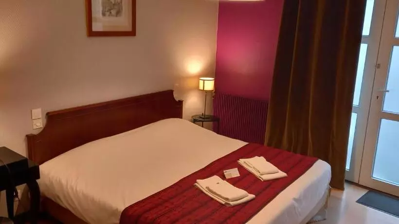 エコノミールーム, Brit Hotel Comtes De Champagne   Troyes Centre Historique