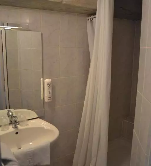 スタンダードルーム, Brit Hotel Comtes De Champagne   Troyes Centre Historique