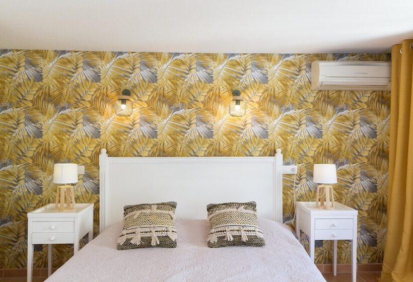 标准房带园景, Cap Riviera Hotel & Restaurant Saint Aygulf