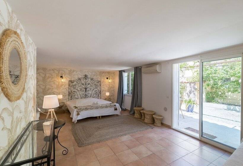 带园景的小型套房, Cap Riviera Hotel & Restaurant Saint Aygulf