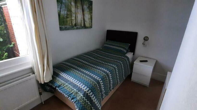 غرفة قياسية فردية, Colebrook Guest House