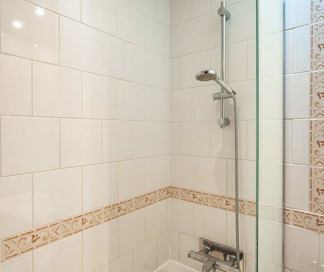 اتاق لوکس, Garlande Hôtel Avignon Centre