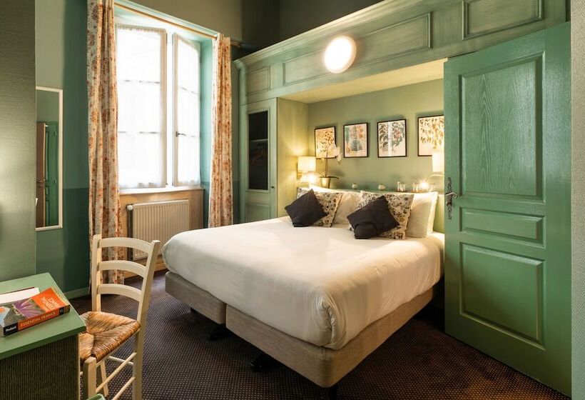 اتاق لوکس سه تخته, Garlande Hôtel Avignon Centre