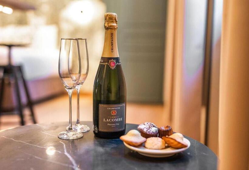 Трехместный Номер Deluxe, Garlande Hôtel Avignon Centre
