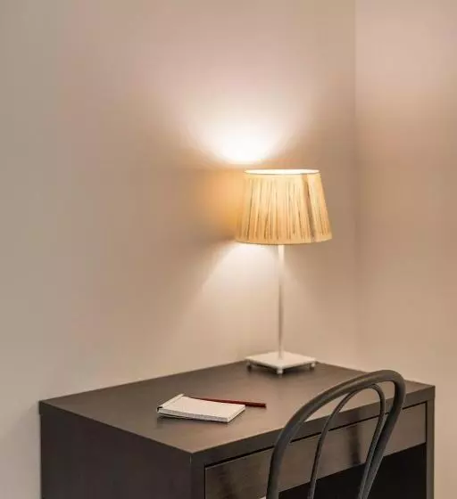 آپارتمان داخلی 2 خوابه, Garlande Hôtel Avignon Centre