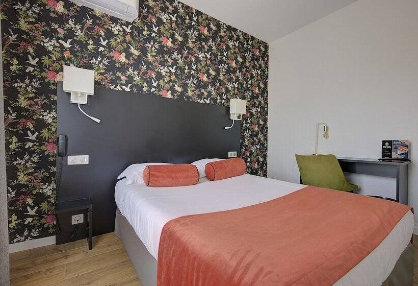 Четырехместный Номер Стандарт, Brit Hotel Europ Bergerac