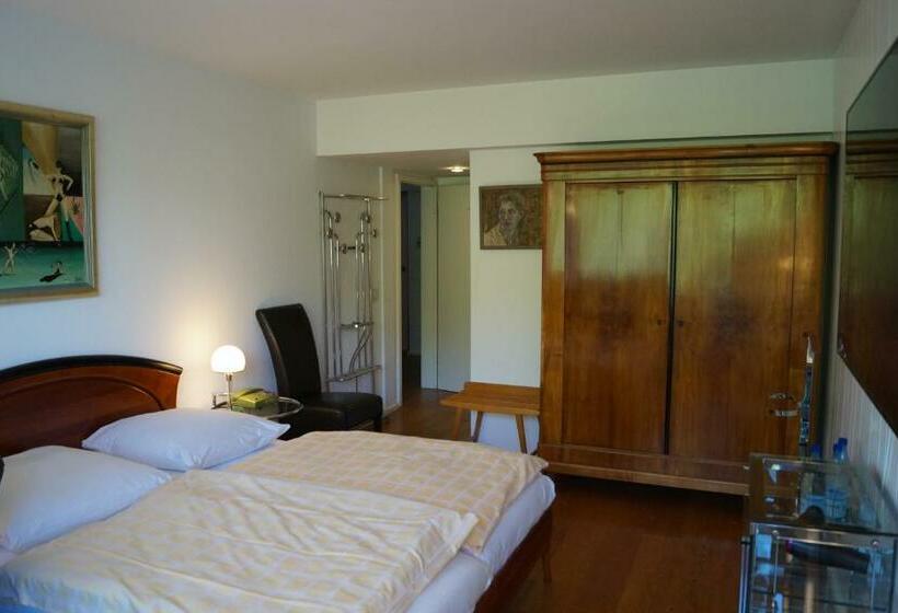 豪华房间, Freiheit