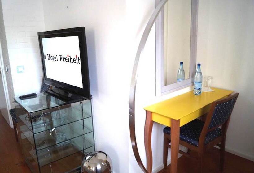 豪华房间, Freiheit
