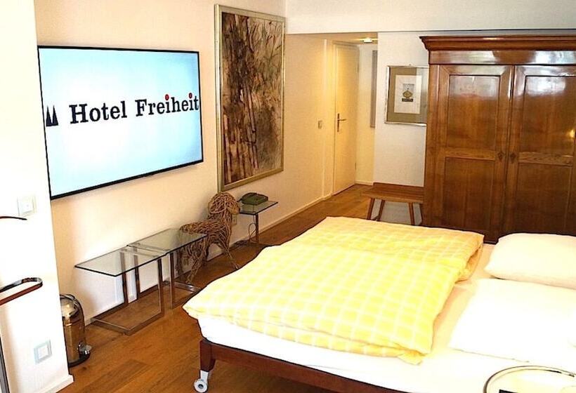 豪华房间, Freiheit