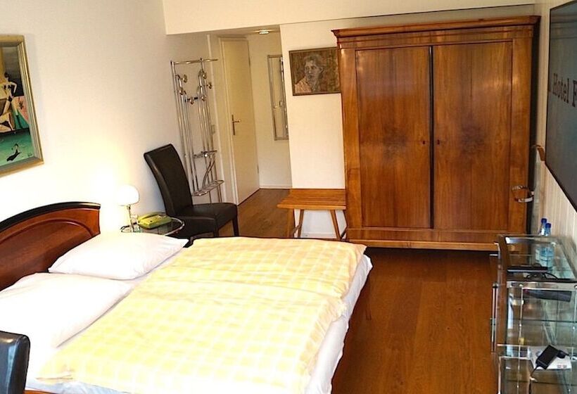 豪华房间, Freiheit