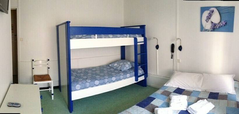 Четырехместный Номер Стандарт, Au Valery