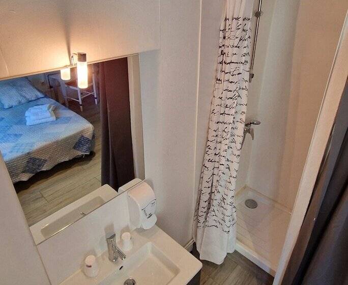 Четырехместный Номер Стандарт, Au Valery