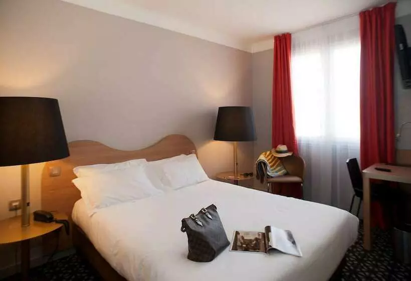 اتاق خانوادگی با چشمانداز دریا, Hôtel Beau Rivage