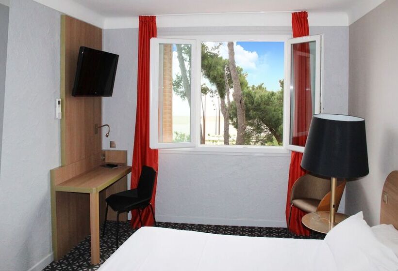 オーシャンビュースーペリアールーム, Hôtel Beau Rivage