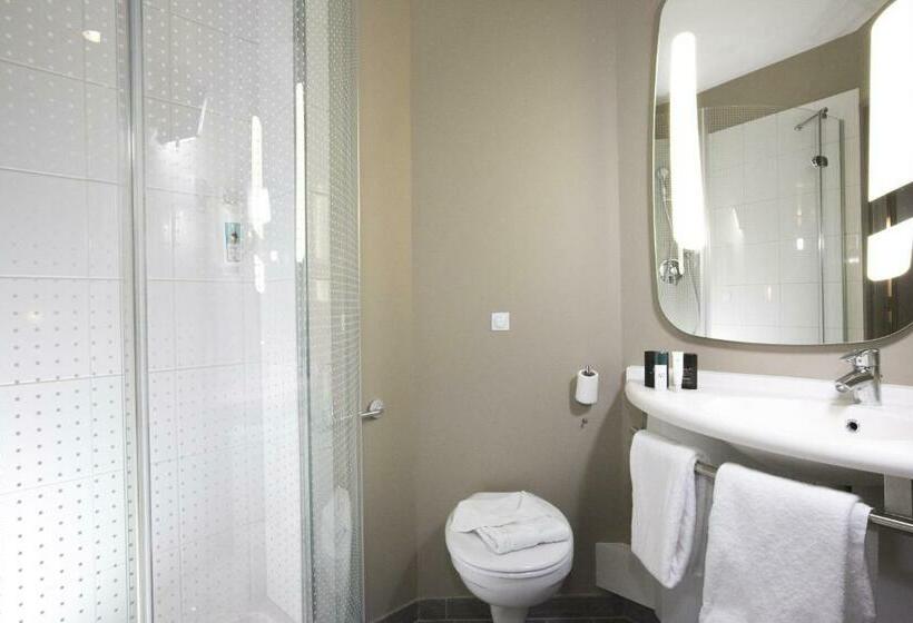 Номер Стандарт, Ibis Lille Centre Grand Palais